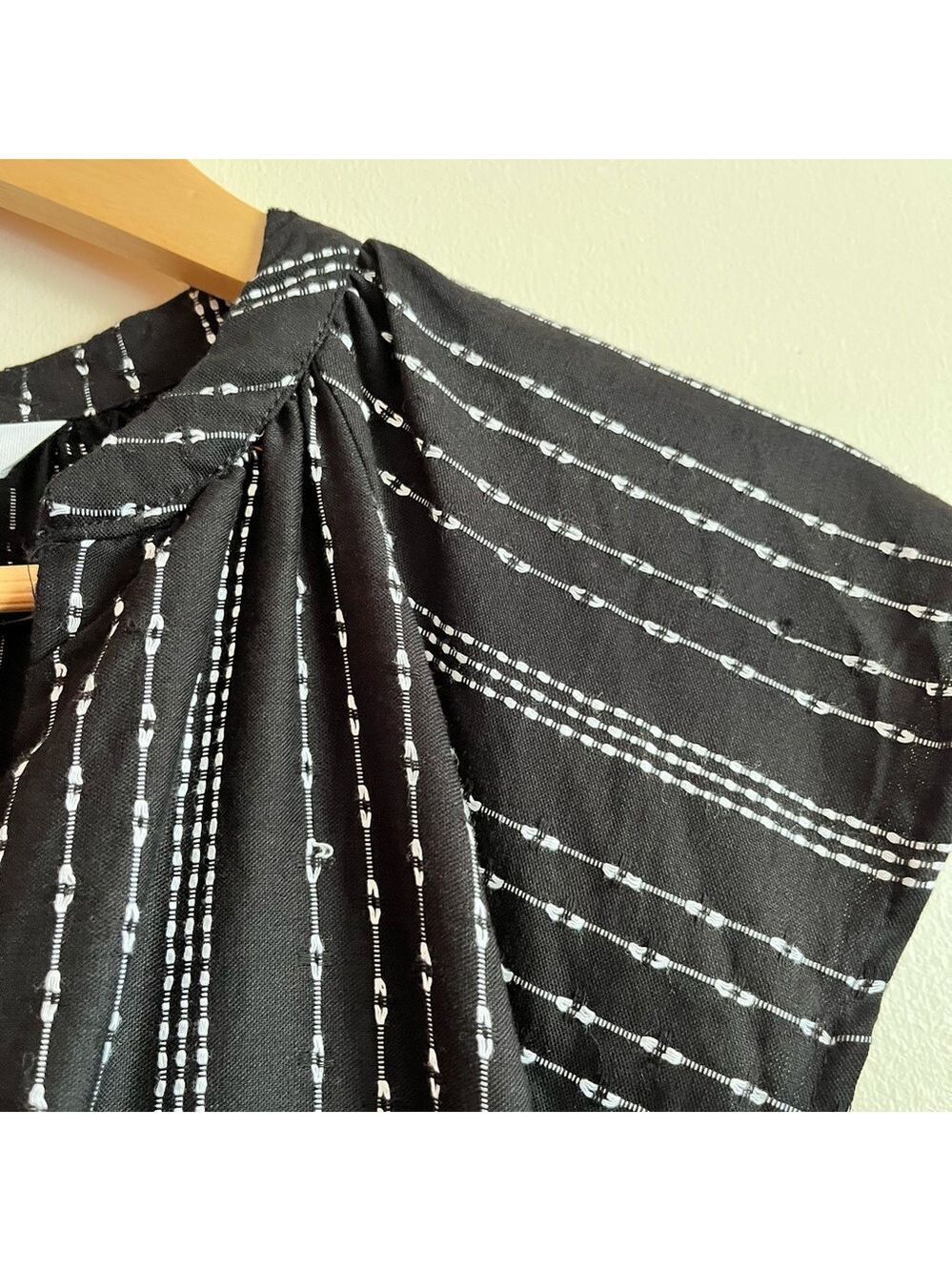 Time and Tru Black and White embroidered Striped cap sleeve blouse boho sz S - Picture 3 of 5